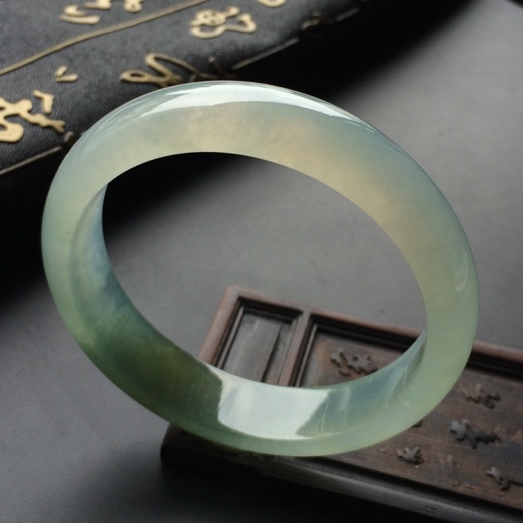 （超值推荐）冰种晴水略带褐黄翡手镯（56mm）