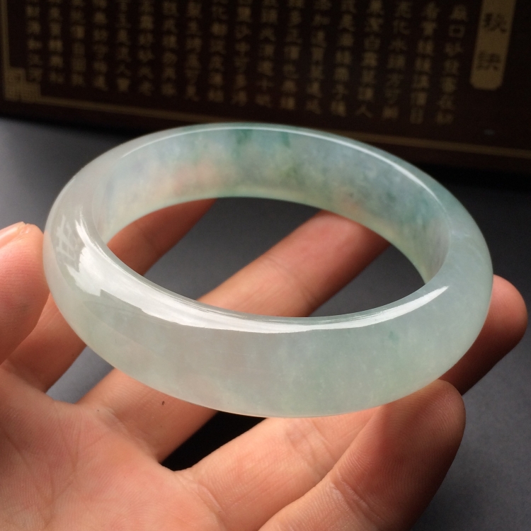 （超值推荐）冰种飘花手镯（57mm）