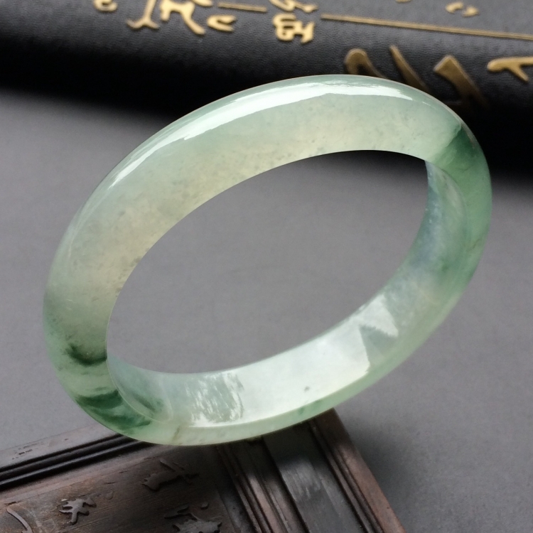 （超值推荐）冰种飘花贵妃镯（53.9mm-48.1mm）