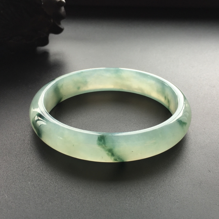 (超值推荐)冰种飘花贵妃镯(55mm-47.8mm)