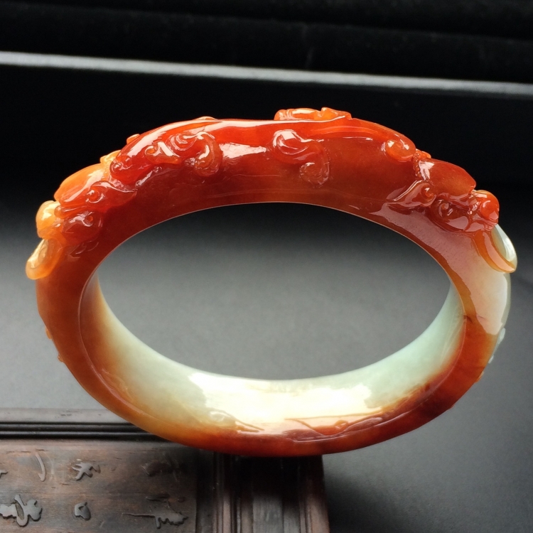 （超值推荐）糯冰种红黄翡雕花贵妃镯（58.9mm-48mm）