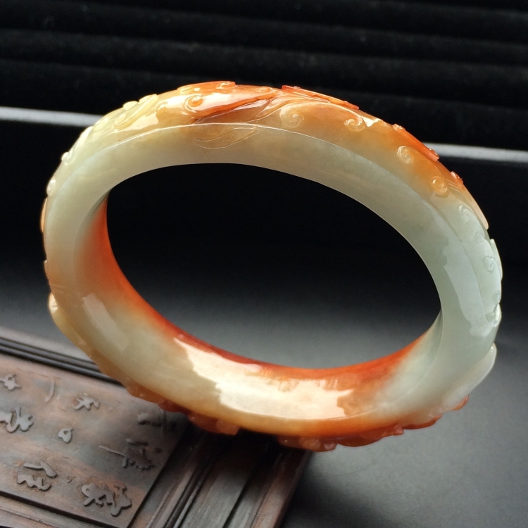 （超值推荐）糯冰种红黄翡雕花贵妃镯（58.9mm-48mm）