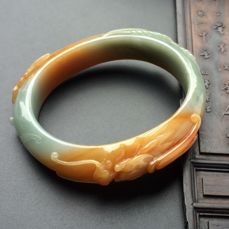 （超值推荐）糯冰种褐黄翡雕花贵妃镯（59mm-48.6mm）