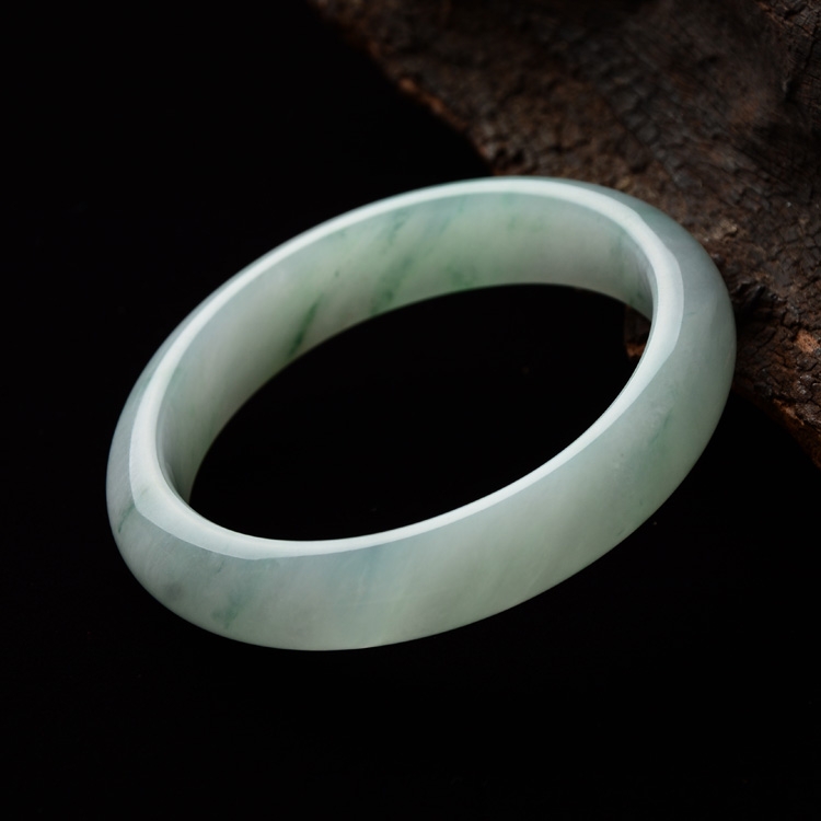 （超值推荐）糯冰种飘花贵妃镯（55.4mm-49mm）