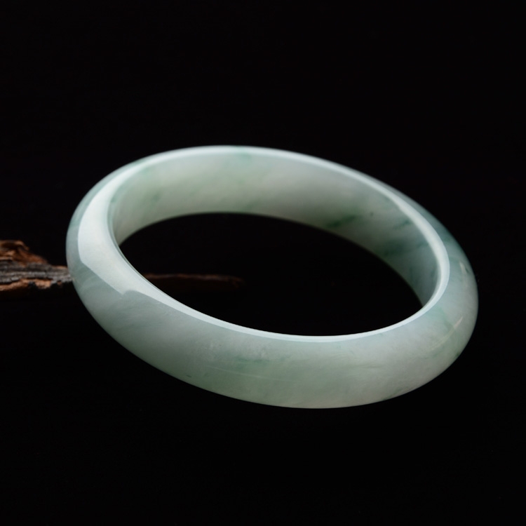 （超值推荐）糯冰种飘花贵妃镯（55.4mm-49mm）