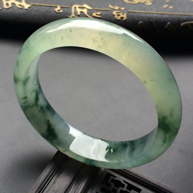 （超值推荐）冰种飘花手镯（57mm）