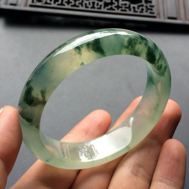 （超值推荐）冰种飘花手镯（57mm）