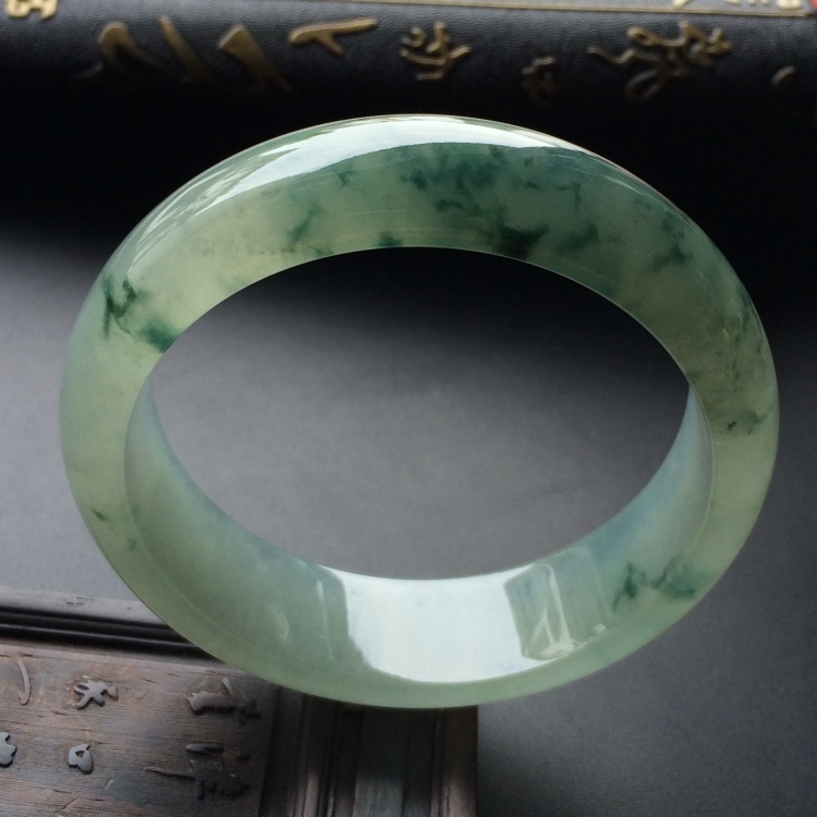（超值推荐）冰种飘花手镯（56.9mm）