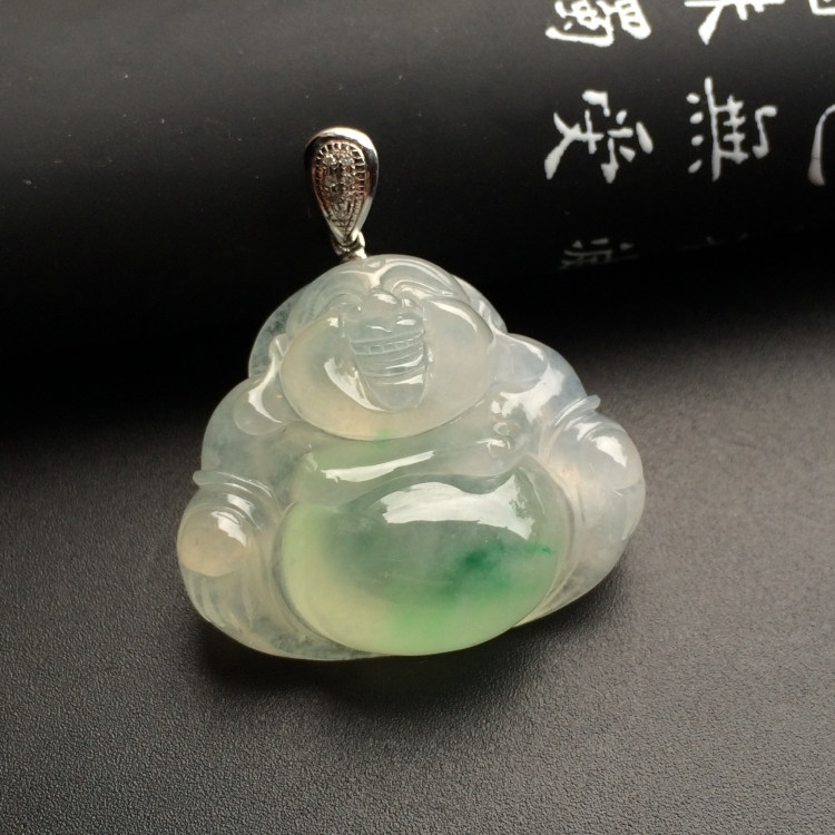 （超值推荐）冰种略飘翠玉佛挂件