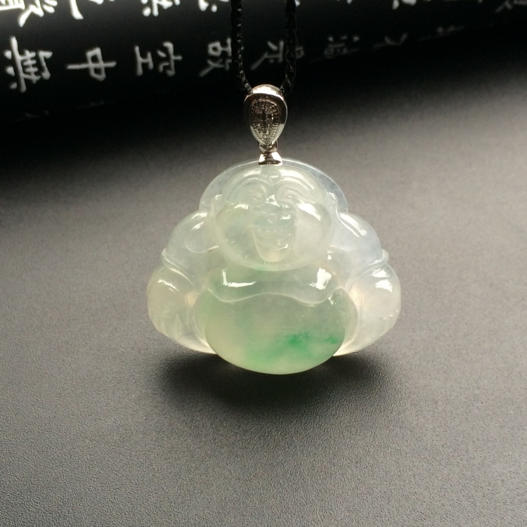 （超值推荐）冰种略飘翠玉佛挂件
