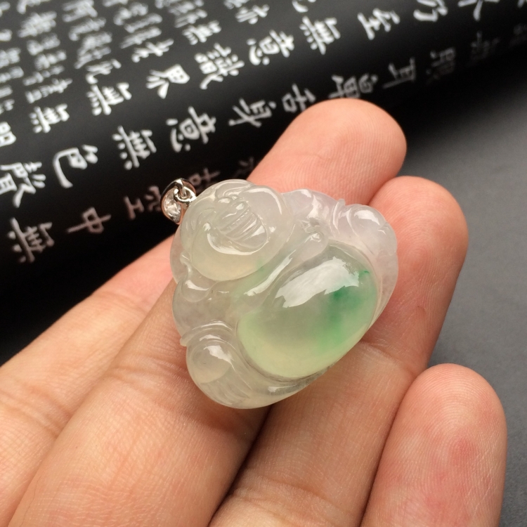 （超值推荐）冰种略飘翠玉佛挂件