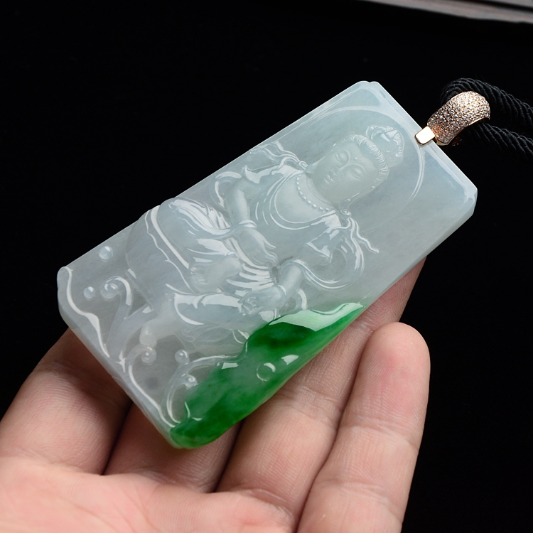 （超值推荐）糯冰种飘翠观音挂件