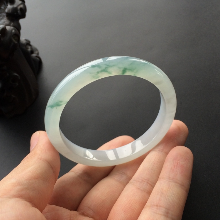 (超值推荐)冰种飘花手镯(57.2mm)