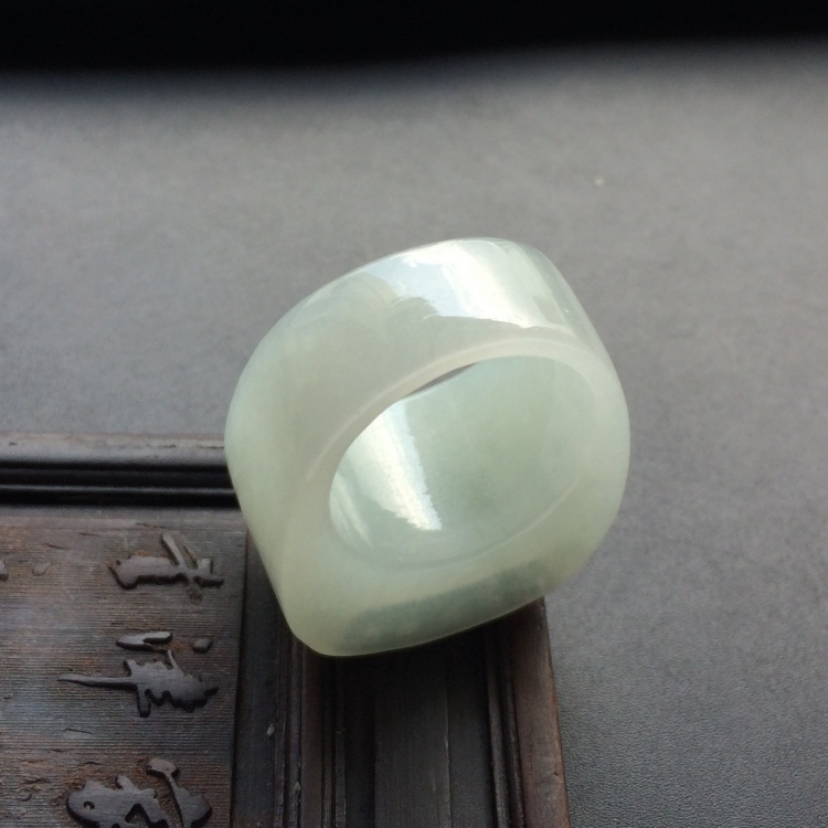 （超值推荐）糯冰种三彩神机妙算指环