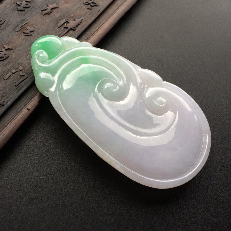 （超值推荐）糯冰种淡春带彩如意挂件
