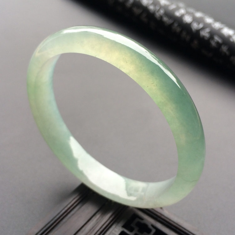 （超值推荐）冰种晴水手镯（57.2mm）