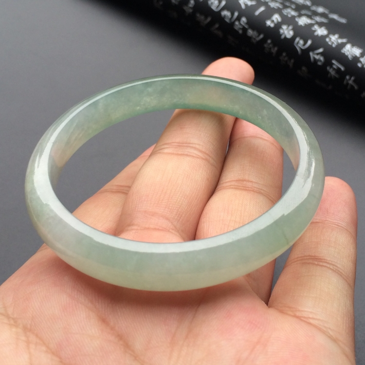 （超值推荐）冰种晴水手镯（57.2mm）
