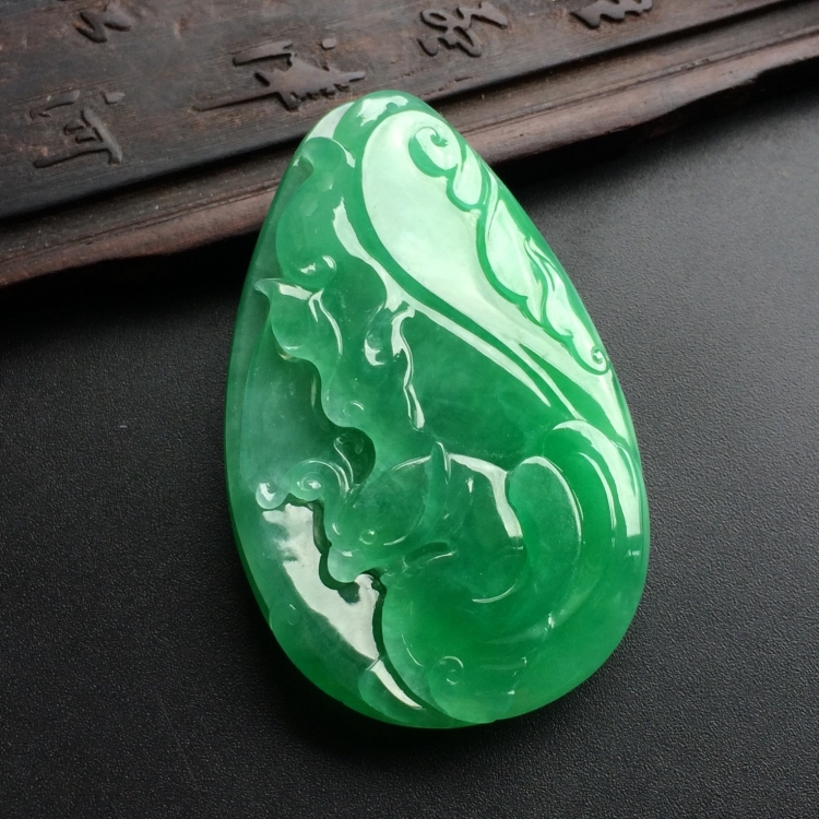 （超值推荐）糯冰种绿晴水有凤来仪挂件