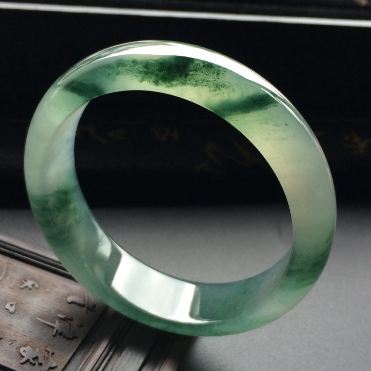 （超值推荐）冰种飘花手镯（55.5mm）