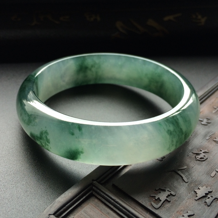 （超值推荐）冰种飘花手镯（55.5mm）