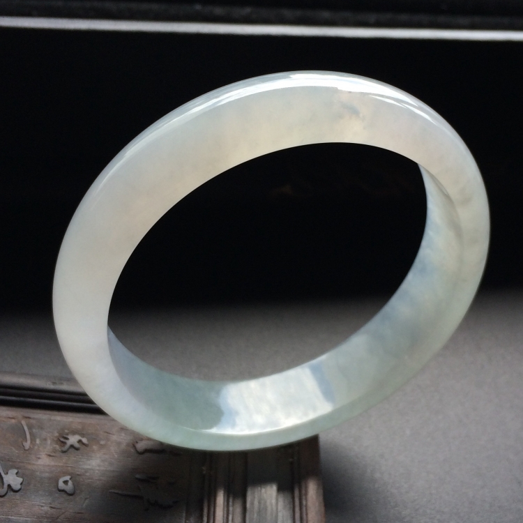 （超值推荐）冰种淡晴水手镯（56.8mm）