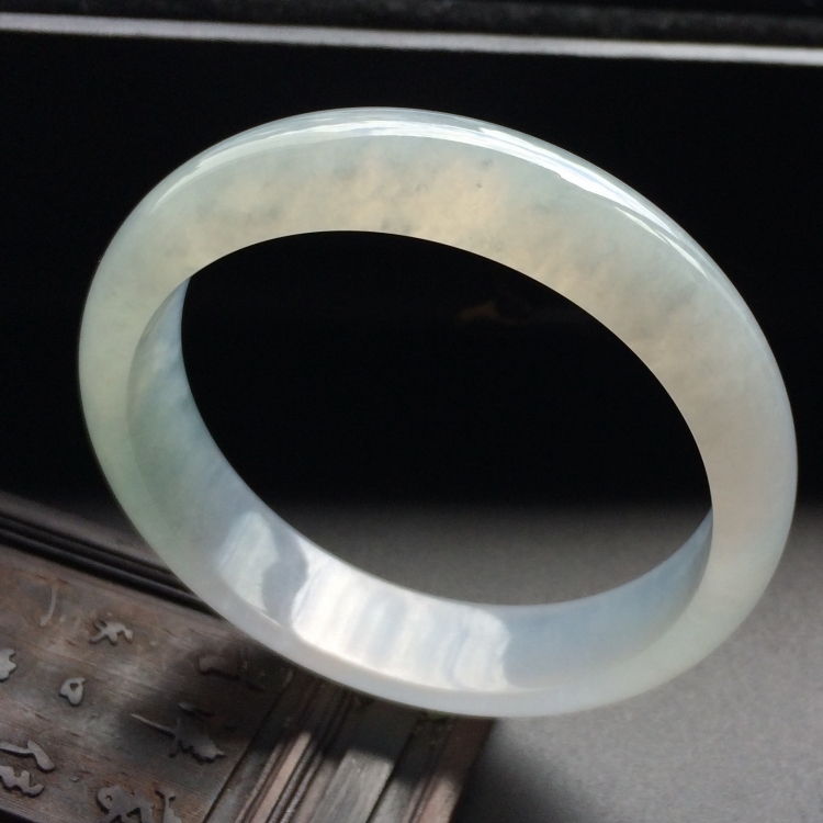（超值推荐）冰种淡晴水手镯（56.8mm）