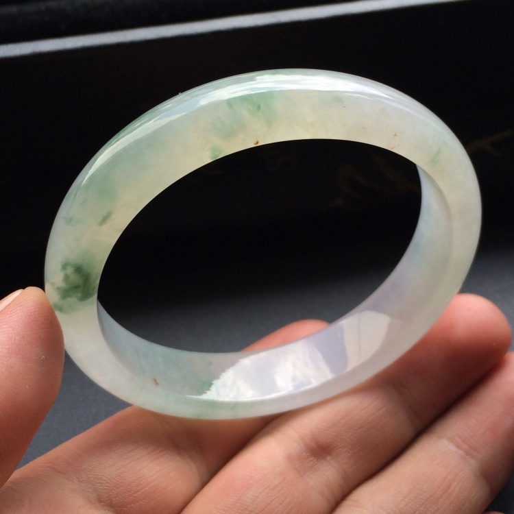 （超值推荐）冰种飘花贵妃镯（56.5mm-51mm）