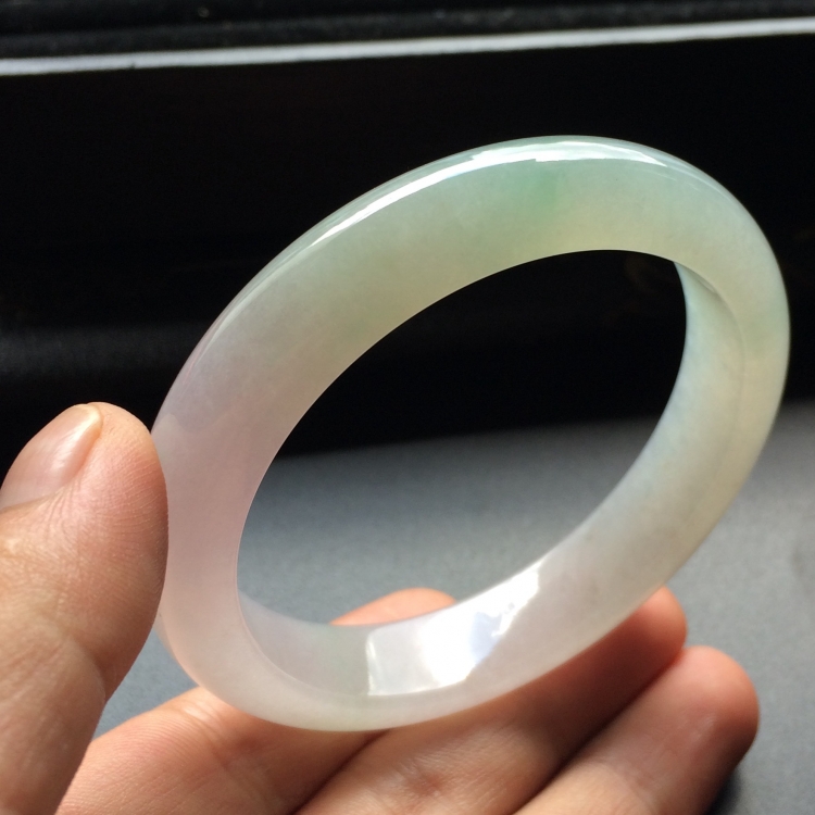 （超值推荐）糯冰种晴水淡紫罗兰手镯（56.6mm）
