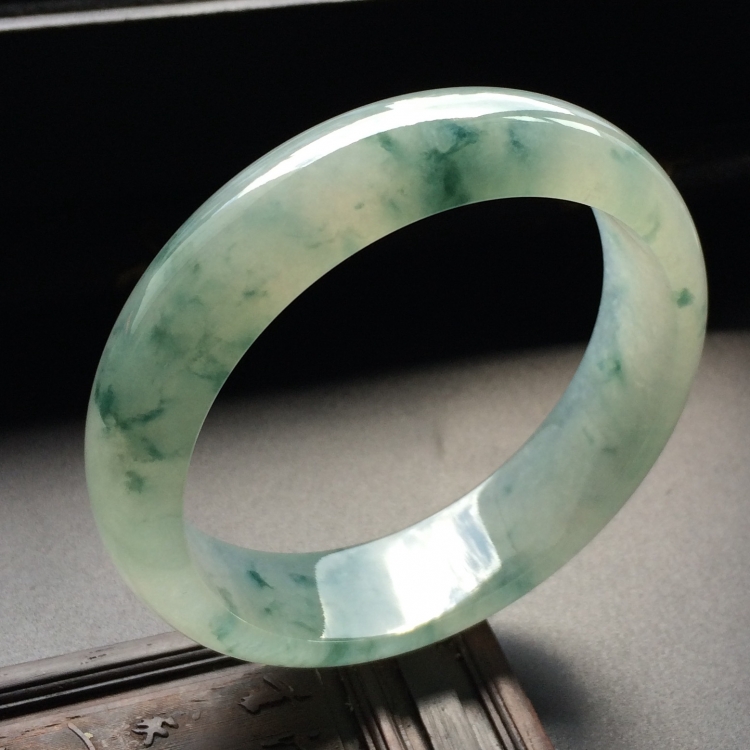 （超值推荐）冰种飘花手镯（59mm）