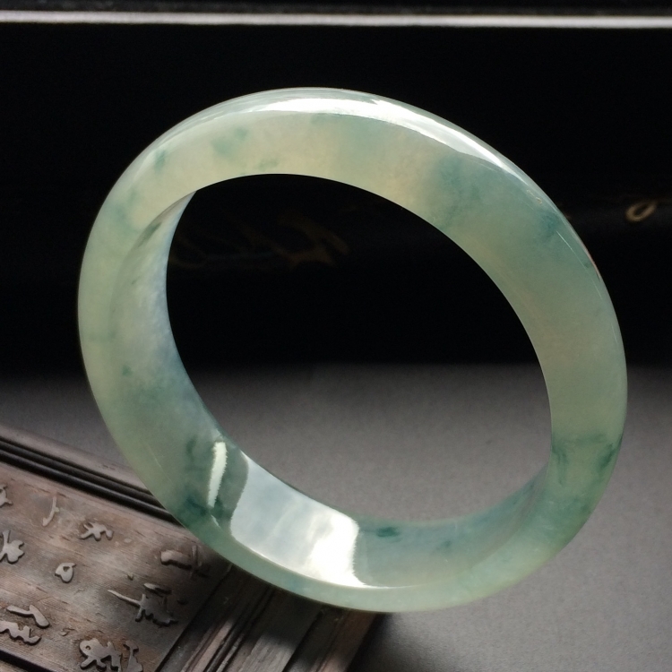 （超值推荐）冰种飘花手镯（59mm）