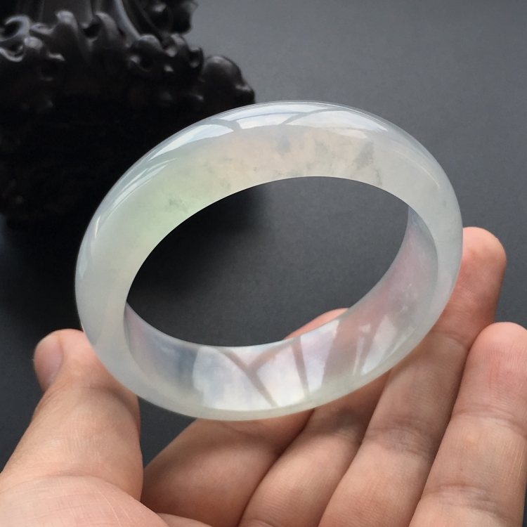 (超值推荐)冰玻种淡晴水手镯(57.8mm)