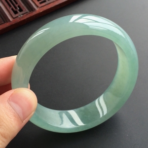 (超值推荐)冰种晴水手镯(58mm)