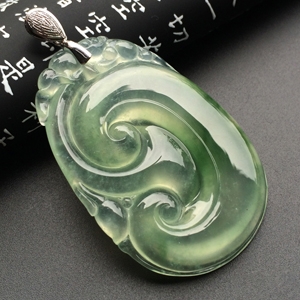 冰种飘花如意挂件