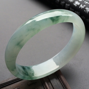(超值推荐)冰种飘花贵妃手镯(57.8mm-49.3mm )