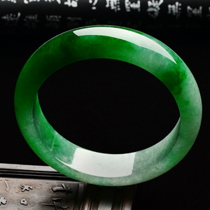（超值推荐）糯冰种浓绿手镯（56.5mm）