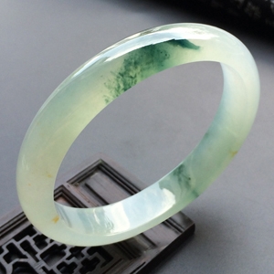 （超值推荐）冰种飘花贵妃镯（57.2mm-50.5mm）