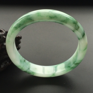 (超值推荐)糯冰种飘花手镯（59.5mm）