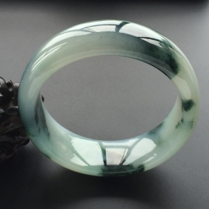 (超值推荐)糯冰种飘花手镯（59mm）