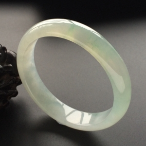 (超值推荐)冰种晴水手镯（55.8mm）