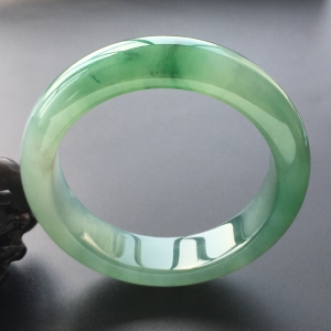 (超值推荐)冰种飘花手镯(56.4mm)