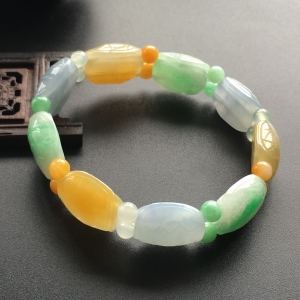 (超值推荐)糯冰种三彩龟壳手链