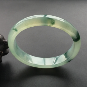 (超值推荐)冰种飘花贵妃镯(55mm-47.8mm)