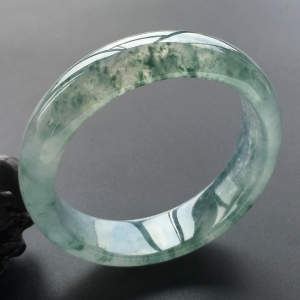 (超值推荐)冰种飘花手镯(58.2mm)