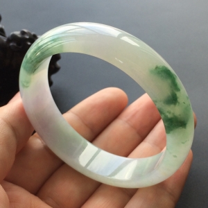 (超值推荐)糯冰种飘花略带紫罗兰手镯(59mm)