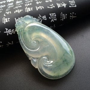 （超值推荐）冰种略飘花如意挂件