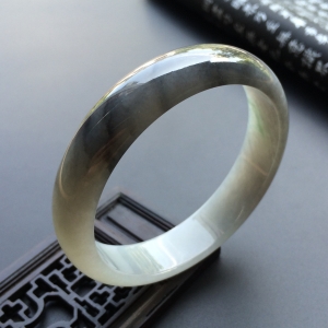 （超值推荐）糯冰种墨色手镯（55.8mm）