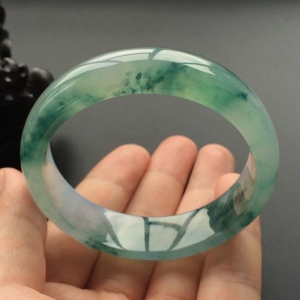 (超值推荐)冰种飘花手镯(59mm)