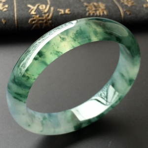 (超值推荐)冰种飘花手镯(57.5mm)