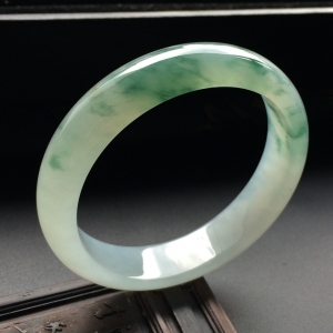 （超值推荐）冰种飘花手镯（57.5mm）