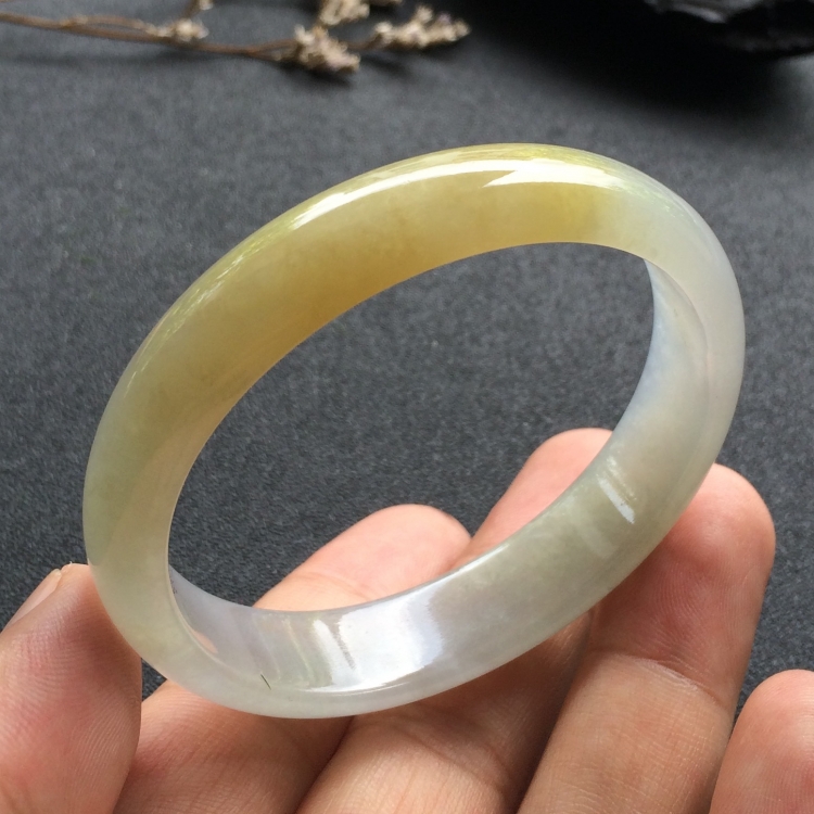 （超值推荐）糯冰种黄翡贵妃镯（55mm-49mm）